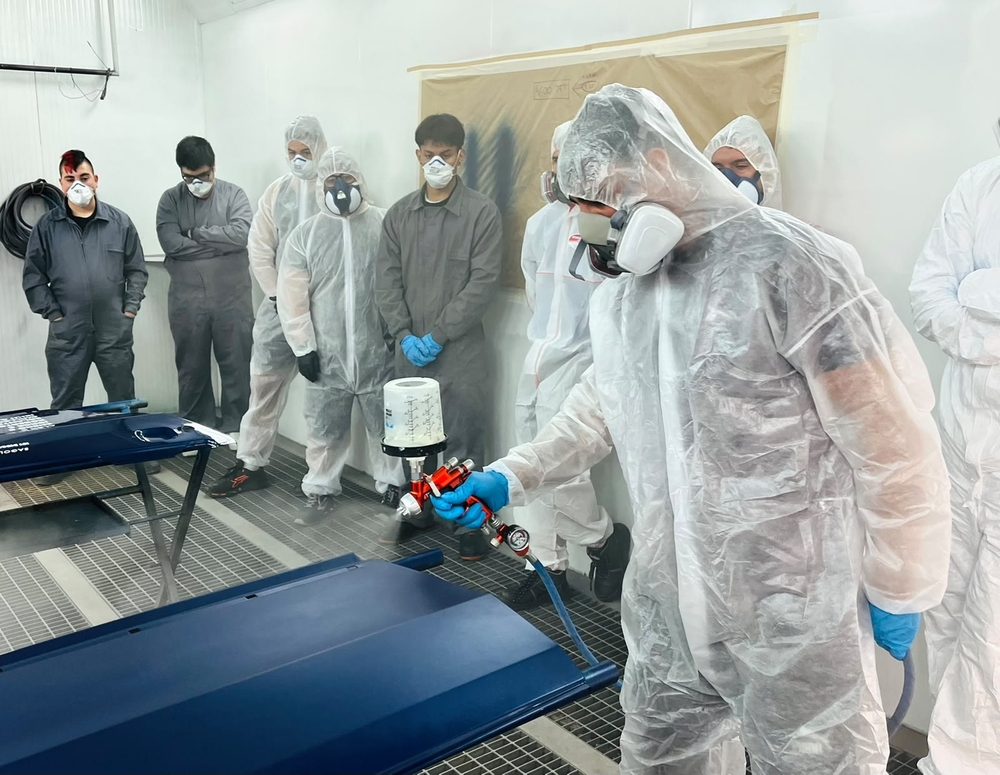 Sagola in the classroom: hands-on training in Burgos and SagolaSPRAY™ at PFITech